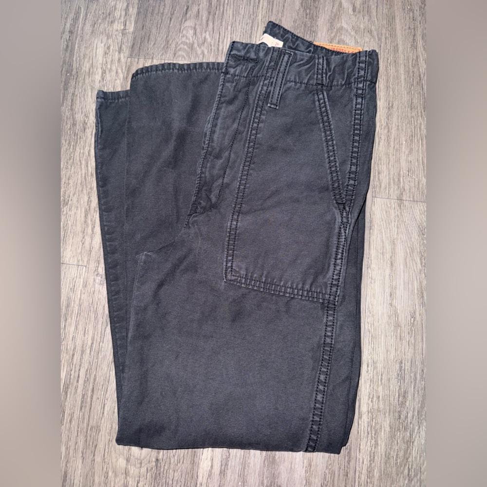 Black Levi Cargo Ribcage Straight Pants Size 25